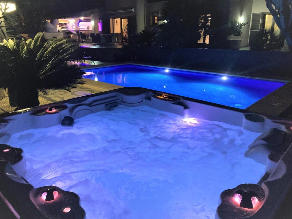 בניסה Fustera Villa El Salvador מראה חיצוני תמונה